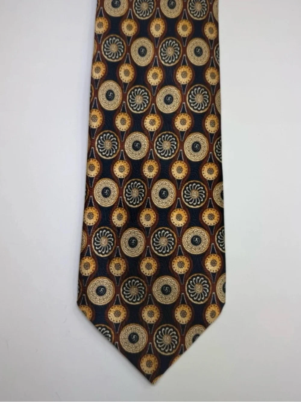 Richel Art Deco geometric medallion pattern neck tie